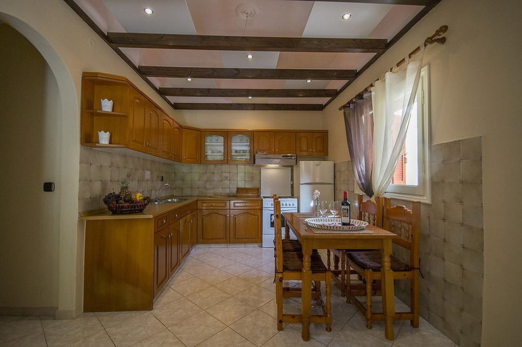 Paxos Santa Marina Villas Гайос Номер фото