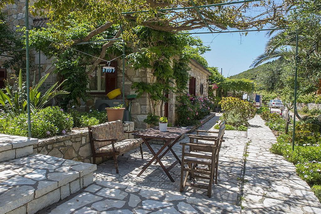 Paxos Santa Marina Villas Гайос Номер фото